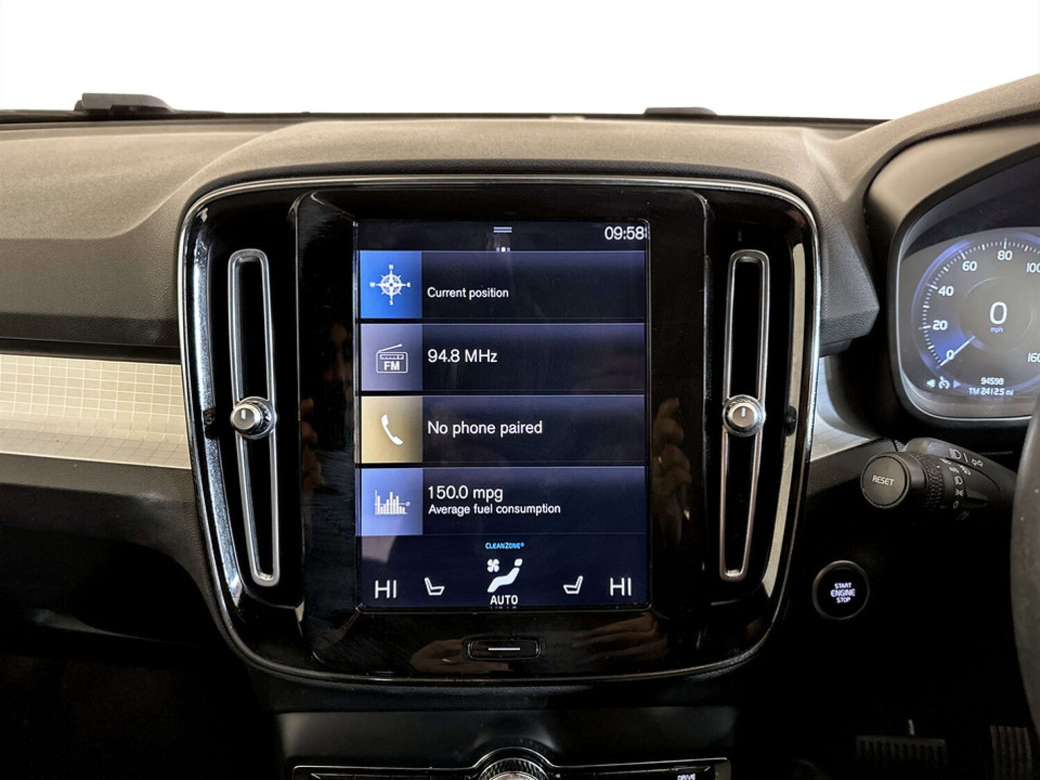 Used Volvo XC40 2023 for sale - 77581168: Photo 22