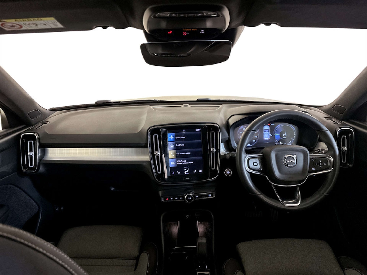 Used Volvo XC40 2023 for sale - 77581168: Photo 3