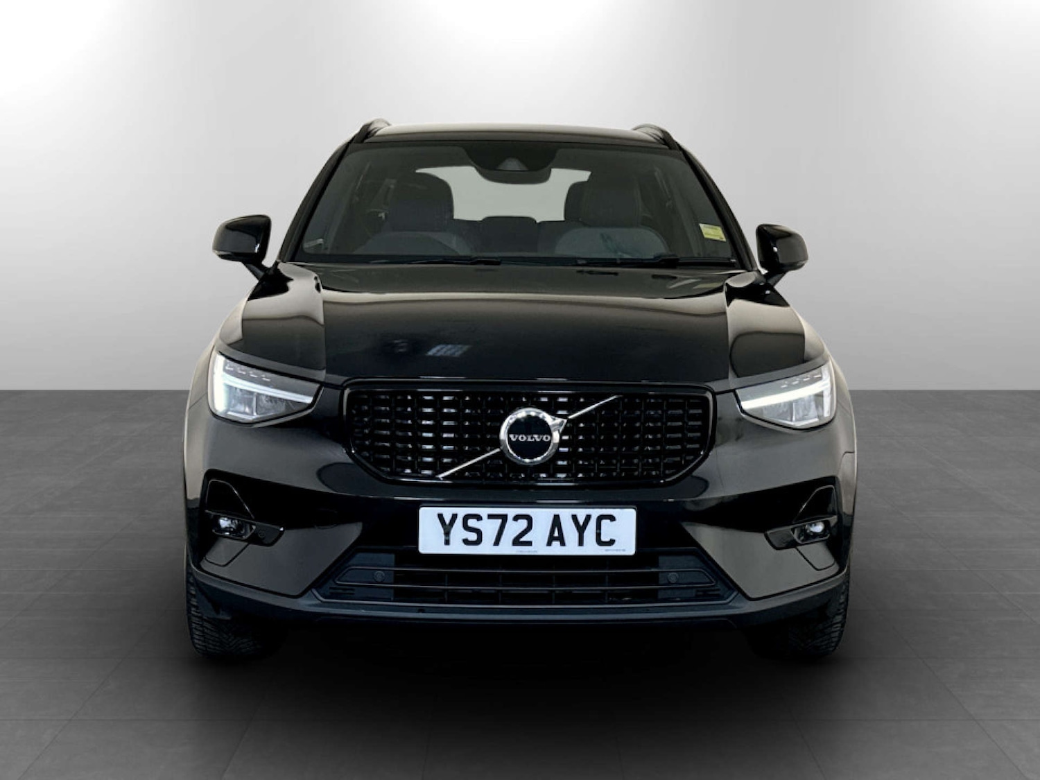 Used Volvo XC40 2023 for sale - 77581168: Photo 5