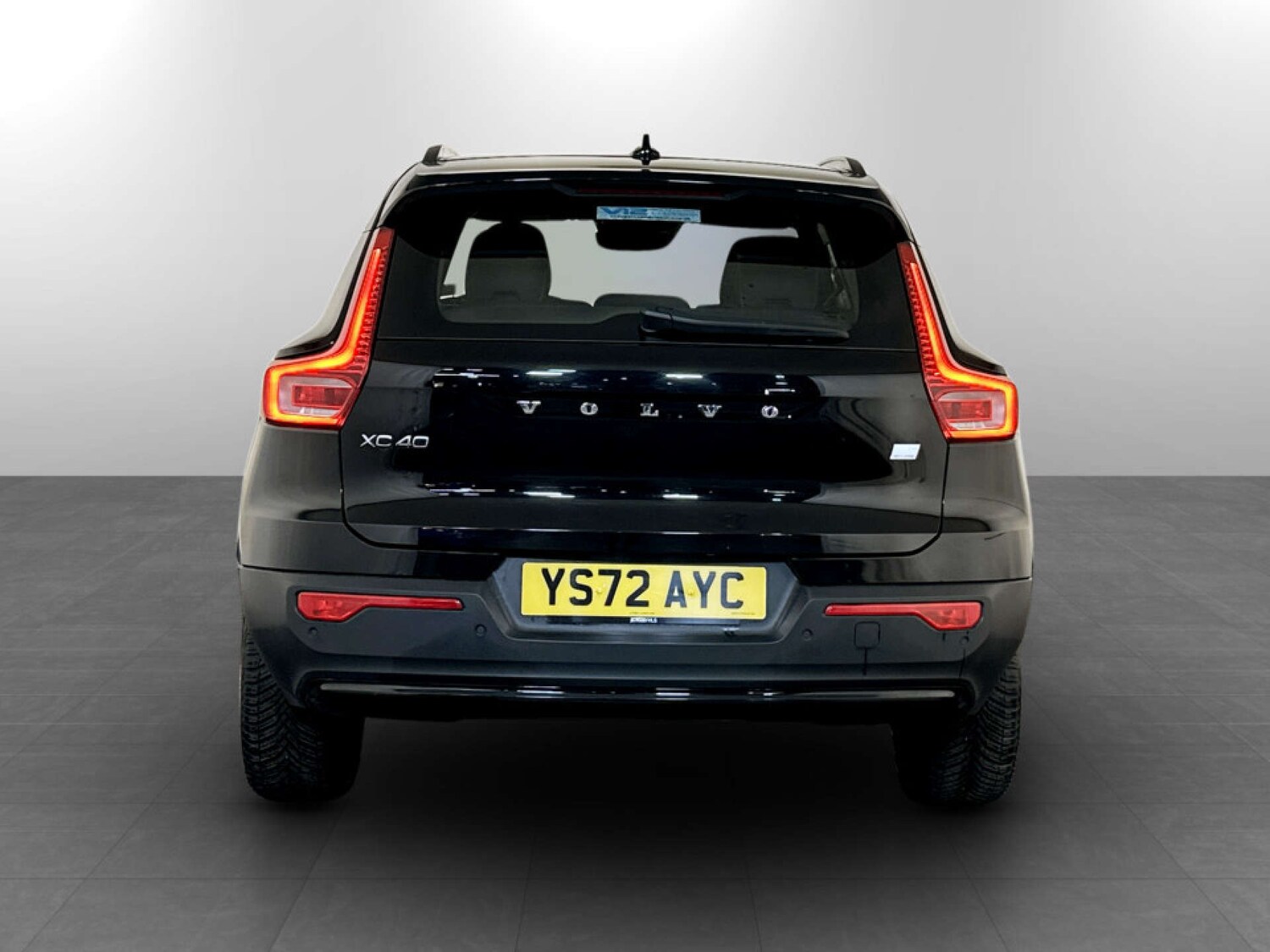 Used Volvo XC40 2023 for sale - 77581168: Photo 9