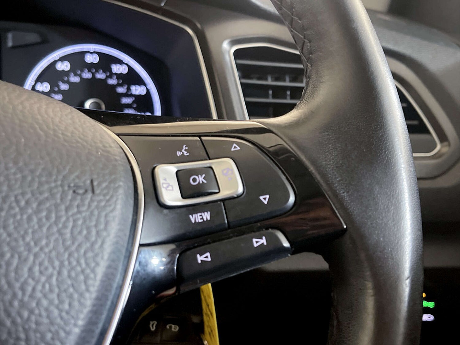 Used Volkswagen T-Roc 2019 for sale - 77470017: Photo 19