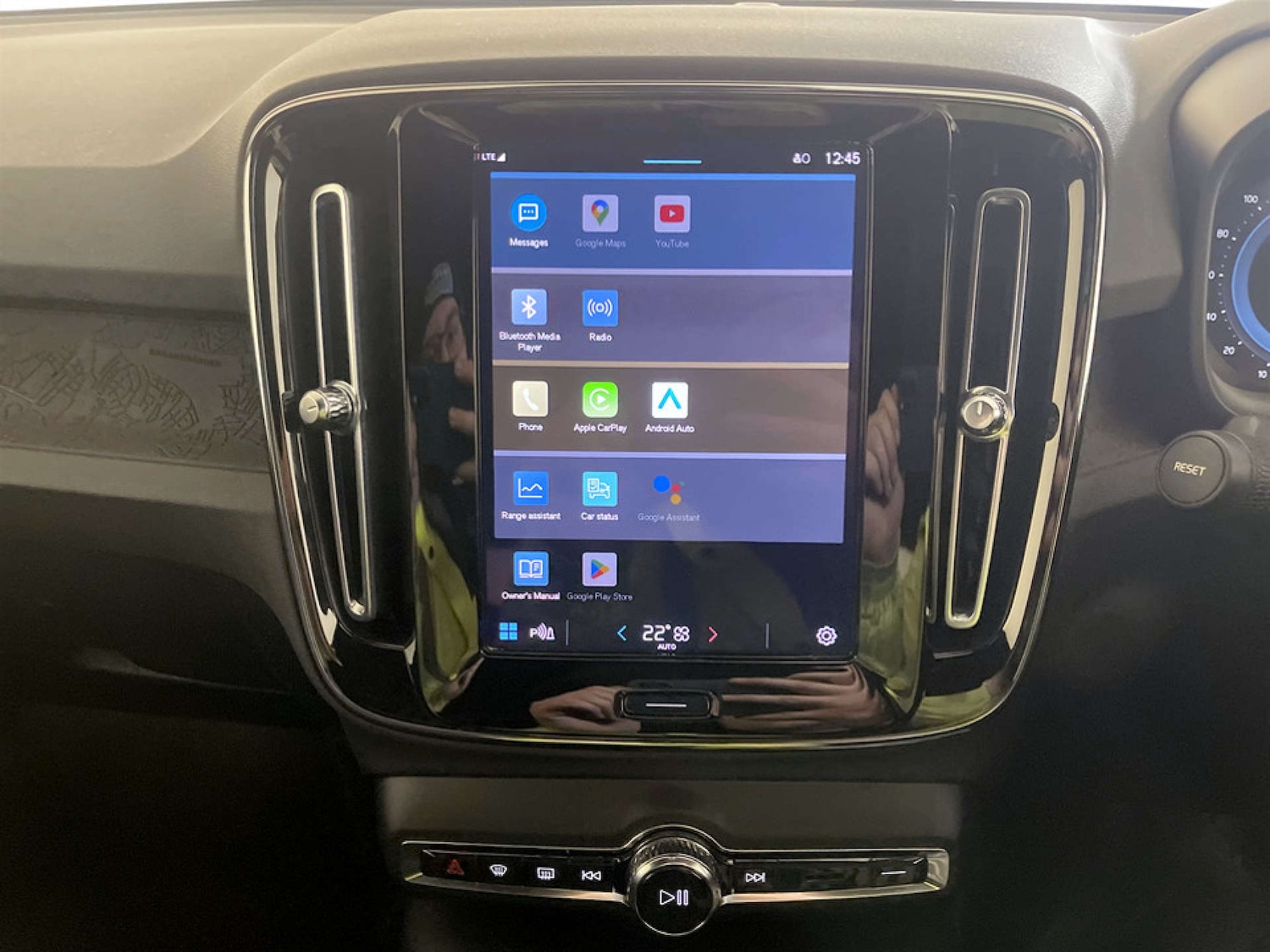 Used Volvo XC40 2023 for sale - 77667836: Photo 23