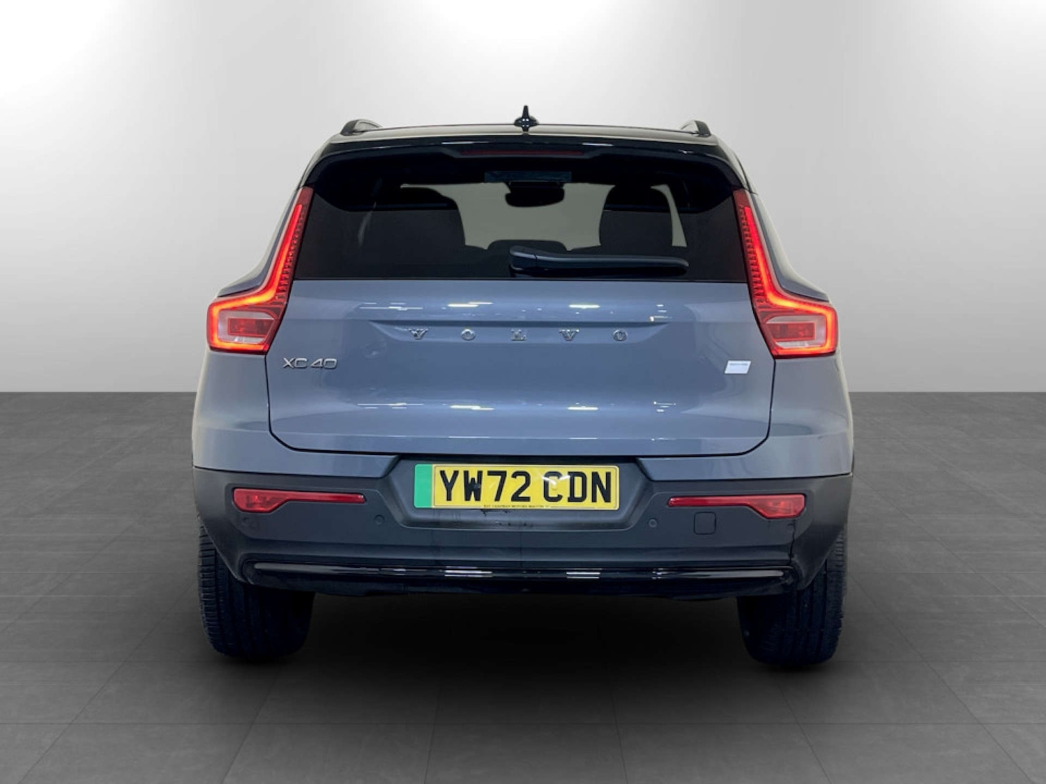 Used Volvo XC40 2023 for sale - 77667836: Photo 8