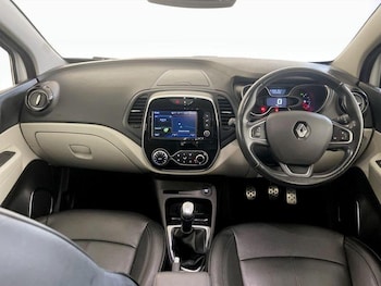 Used Renault Captur 2019 for sale - 76161903: Photo 3
