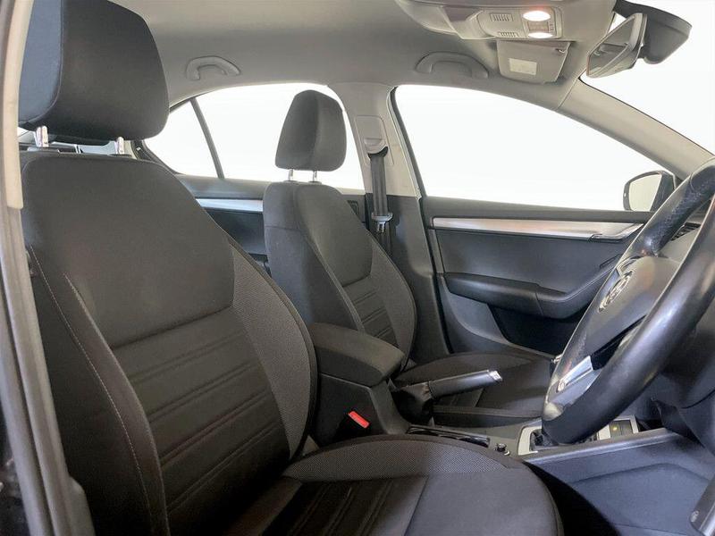 Used Skoda Octavia 2018 for sale - 76101776: Photo 13