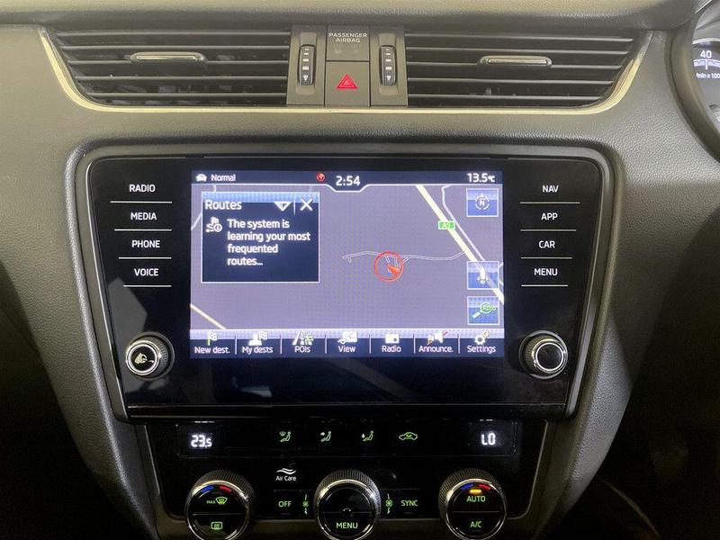 Used Skoda Octavia 2018 for sale - 76101776: Photo 21