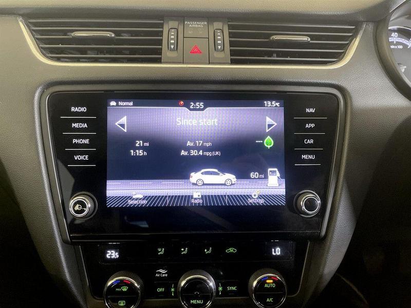 Used Skoda Octavia 2018 for sale - 76101776: Photo 24