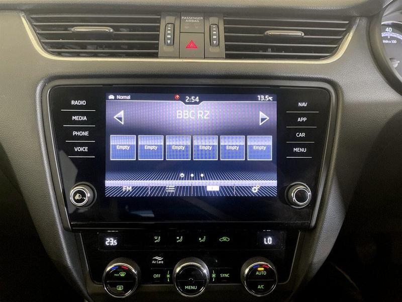 Used Skoda Octavia 2018 for sale - 76101776: Photo 25