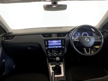 Used Skoda Octavia 2018 for sale - 76101776: Photo 3
