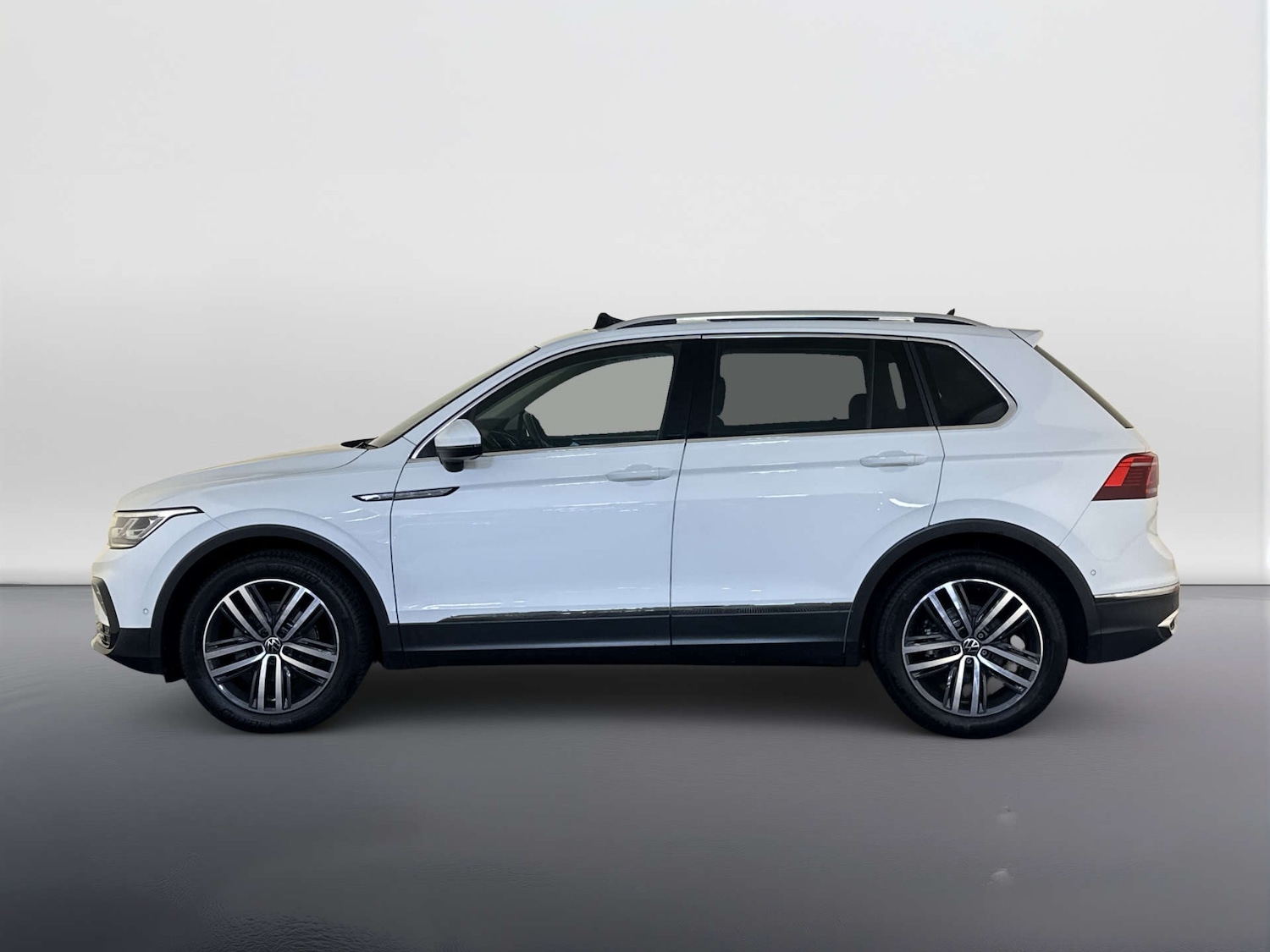 Used Volkswagen Tiguan 2021 for sale - 78026355: Photo 7