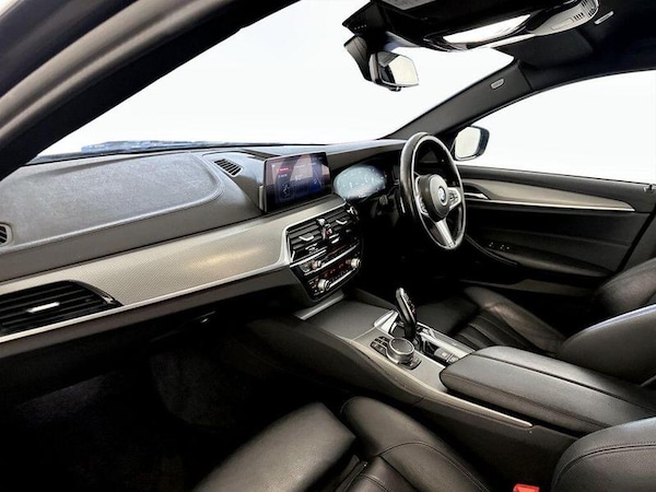 Used BMW 5 Series 2018 for sale - 76231048: Photo 12
