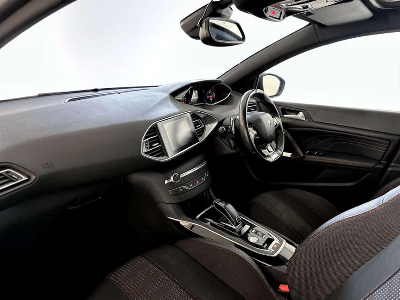 Used Peugeot 308 2018 for sale - 76984806: Photo 12