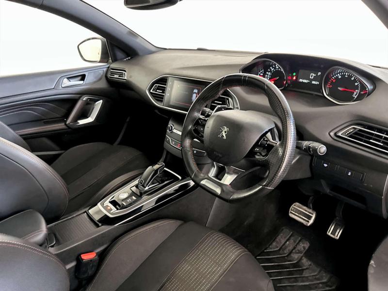 Used Peugeot 308 2018 for sale - 76984806: Photo 16