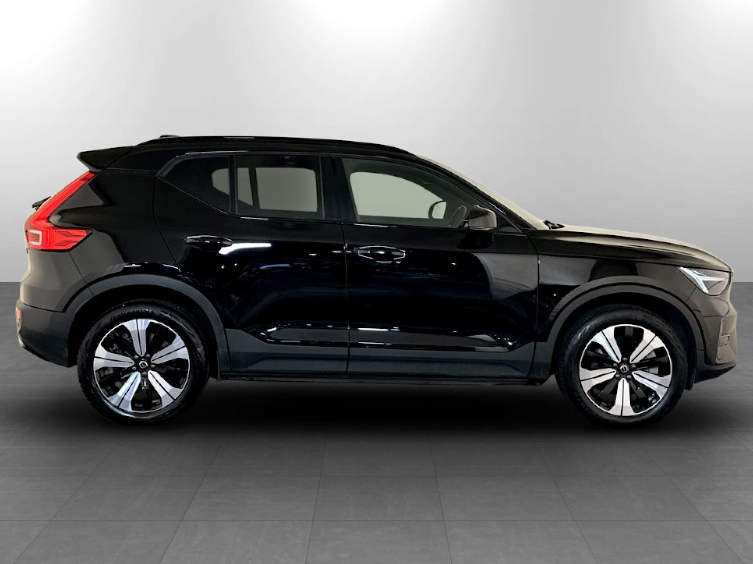 Used Volvo XC40 2023 for sale - 77604014: Photo 11