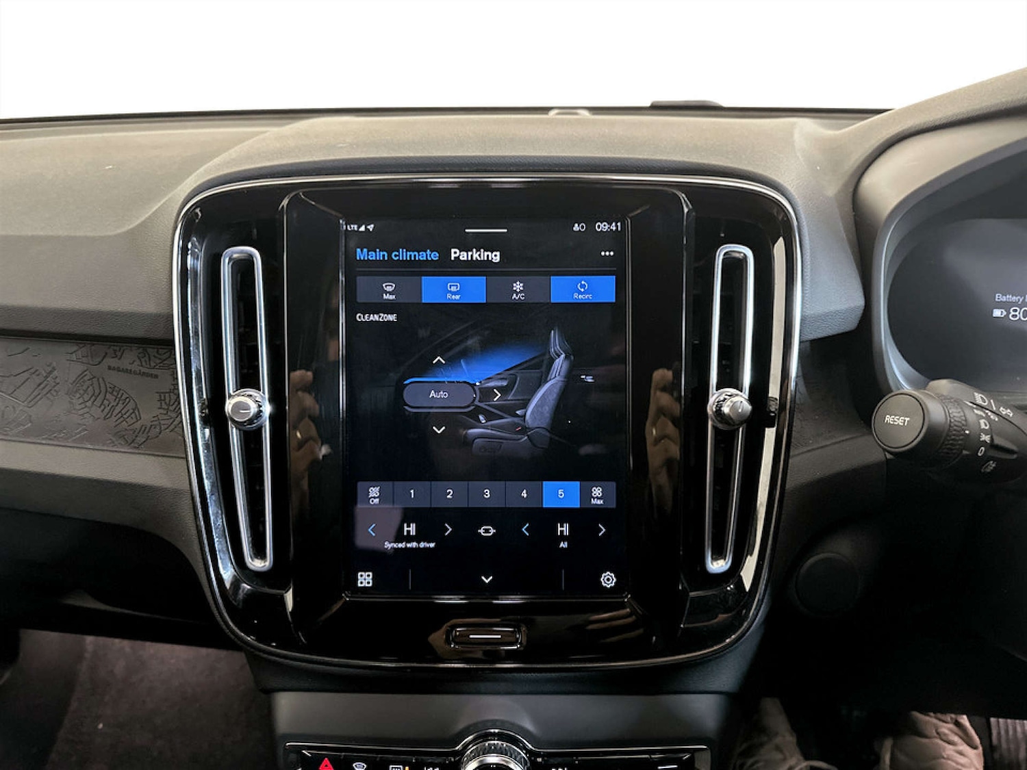 Used Volvo XC40 2023 for sale - 77604014: Photo 24