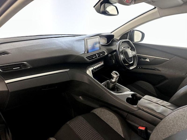 Used Peugeot 5008 2018 for sale - 76101819: Photo 12