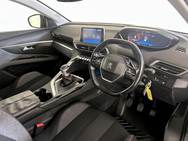Used Peugeot 5008 2018 for sale - 76101819: Photo 16