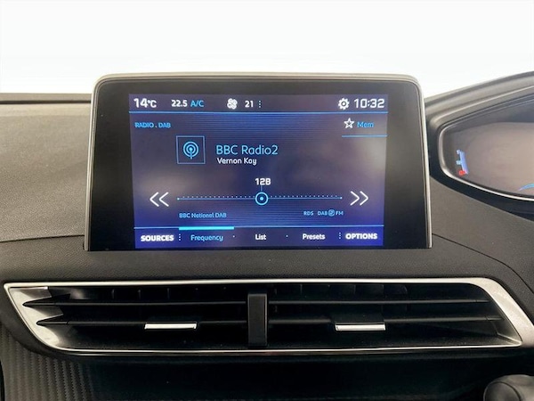 Used Peugeot 5008 2018 for sale - 76101819: Photo 23