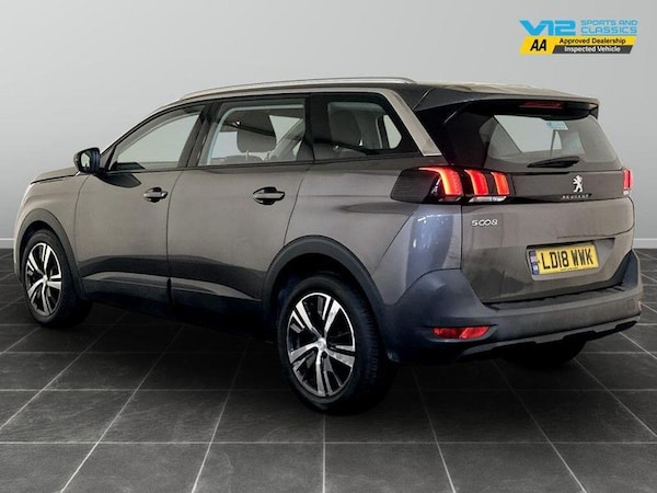 Used Peugeot 5008 2018 for sale - 76101819: Photo 8