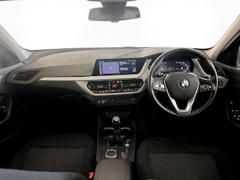 Used BMW 1 Series 2022 for sale - 76422050: Photo