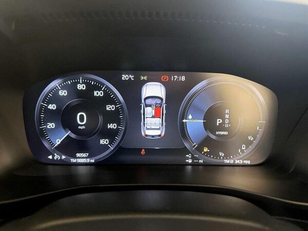 Used Volvo XC40 2022 for sale - 76196463: Photo 18
