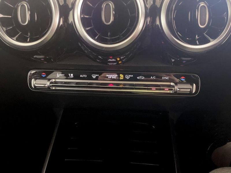 Used Mercedes-Benz GLB 2022 for sale - 76452942: Photo 26