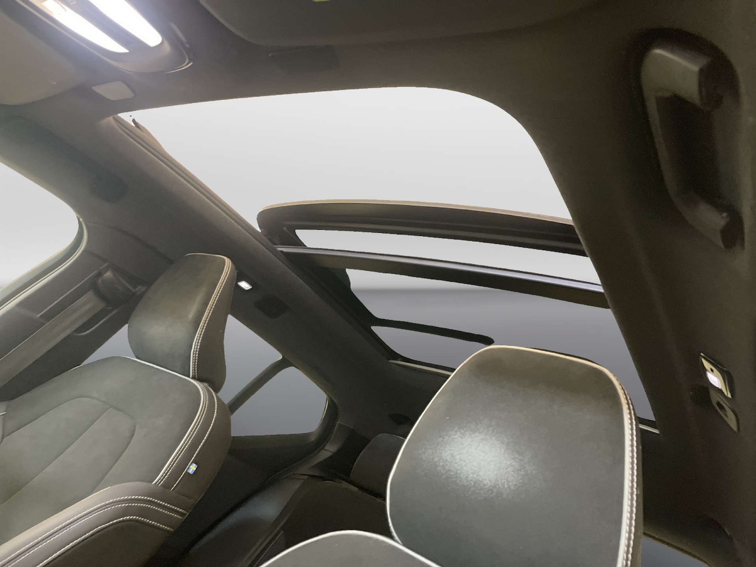 Used Volvo XC40 2022 for sale - 78106749: Photo 14