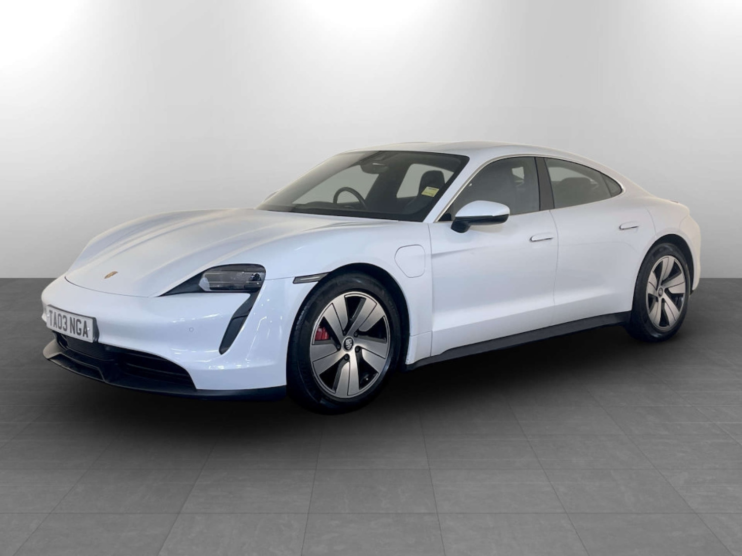 Used Porsche Taycan 2020 for sale - 77261399: Photo 6