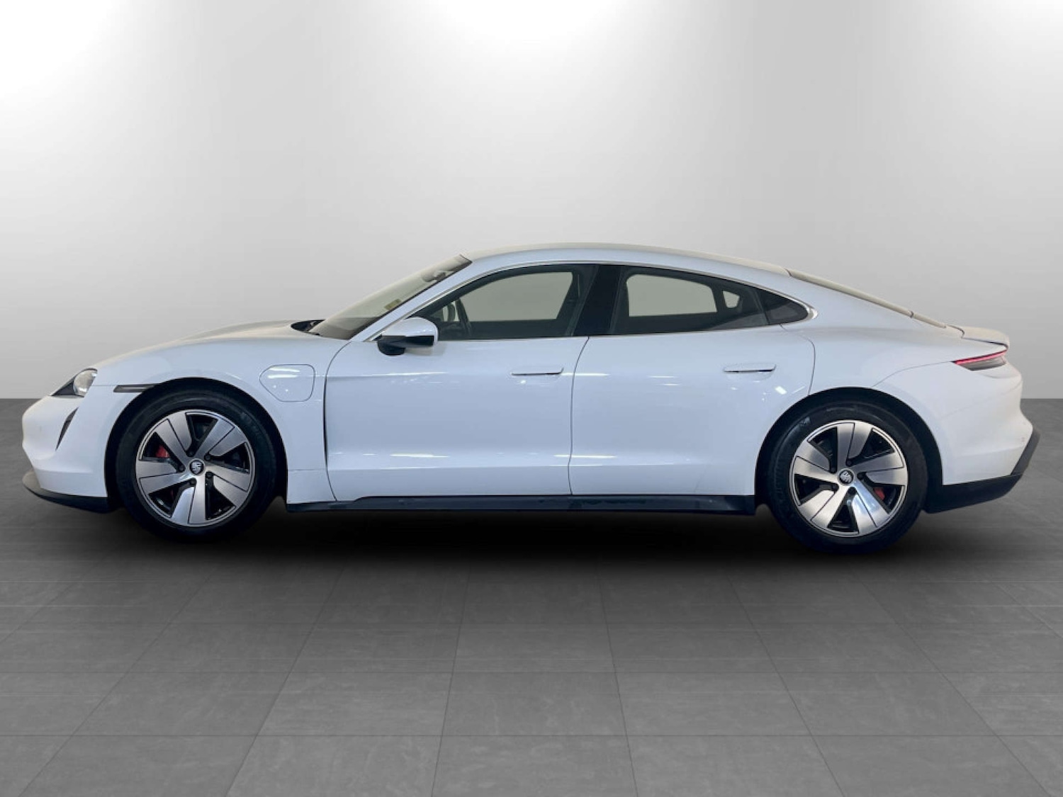 Used Porsche Taycan 2020 for sale - 77261399: Photo 7