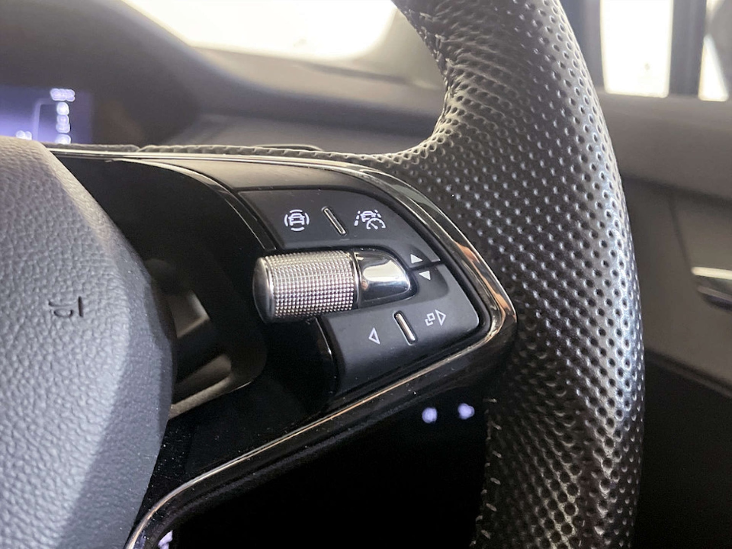 Used Skoda Enyaq 2023 for sale - 77506885: Photo 18