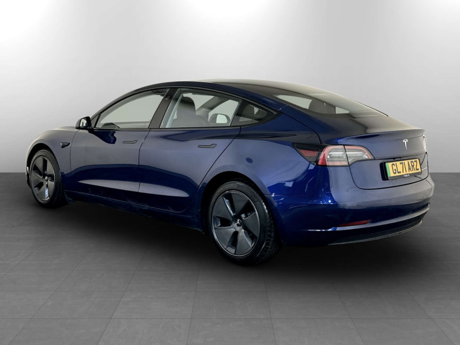 Used Tesla Model 3 2021 for sale - 77449555: Photo 8