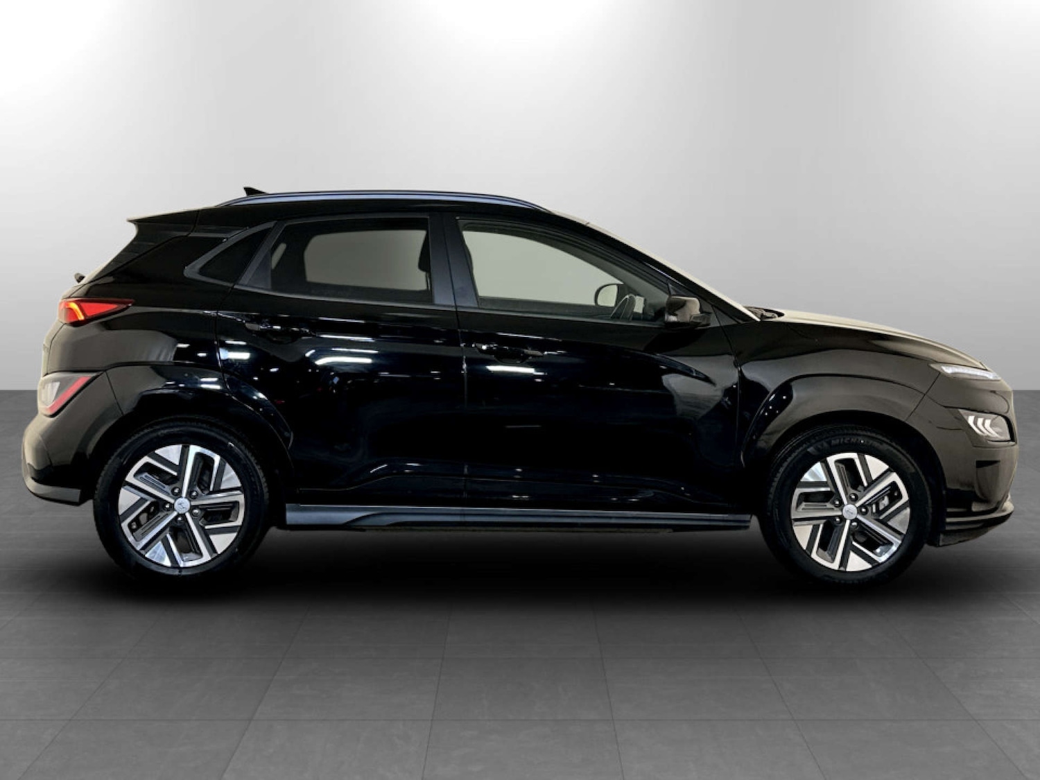 Used Hyundai KONA 2023 for sale - 77590609: Photo 11