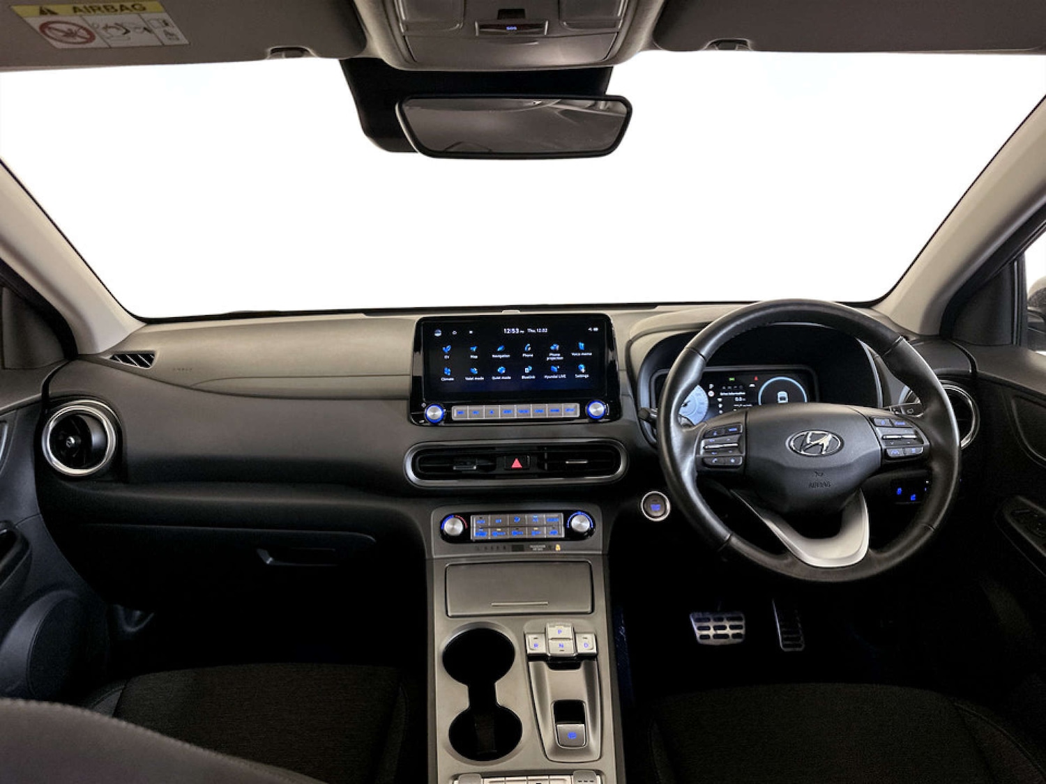 Used Hyundai KONA 2023 for sale - 77590609: Photo 3