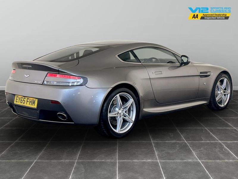 Used Aston Martin Vantage 2015 for sale - 76706096: Photo 10
