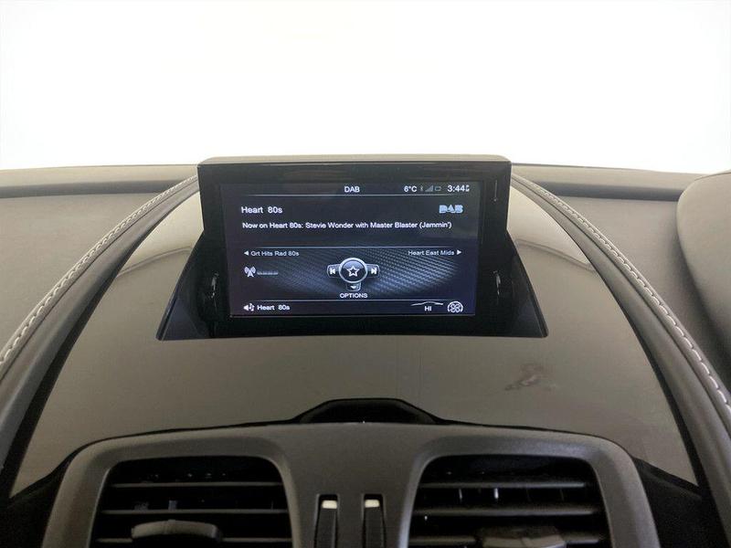 Used Aston Martin Vantage 2015 for sale - 76706096: Photo 23