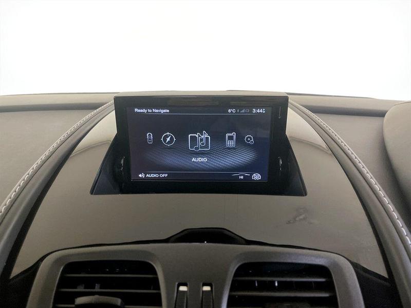 Used Aston Martin Vantage 2015 for sale - 76706096: Photo 27