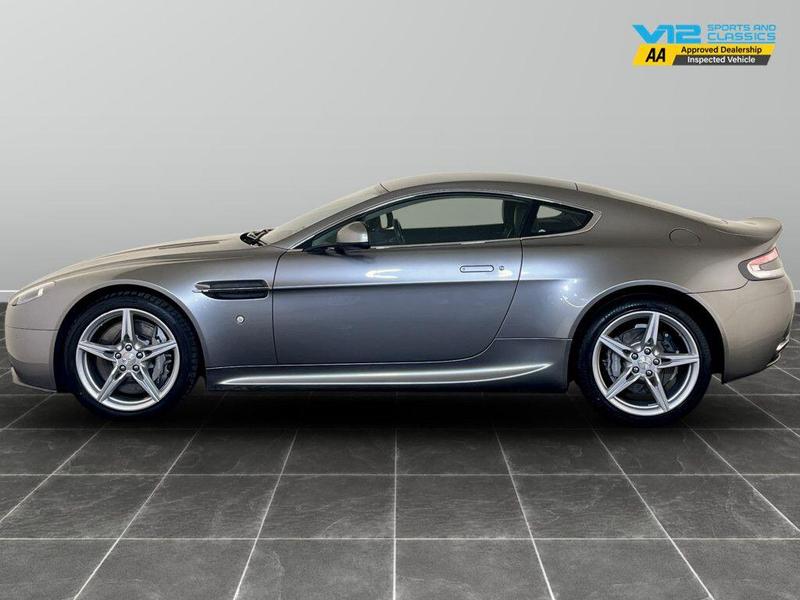 Used Aston Martin Vantage 2015 for sale - 76706096: Photo 7