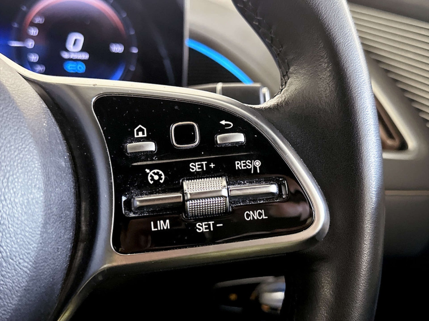 Used Mercedes-Benz EQC 2022 for sale - 77185932: Photo 21