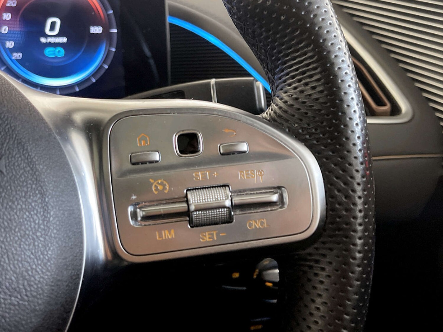 Used Mercedes-Benz EQC 2021 for sale - 77502054: Photo 18