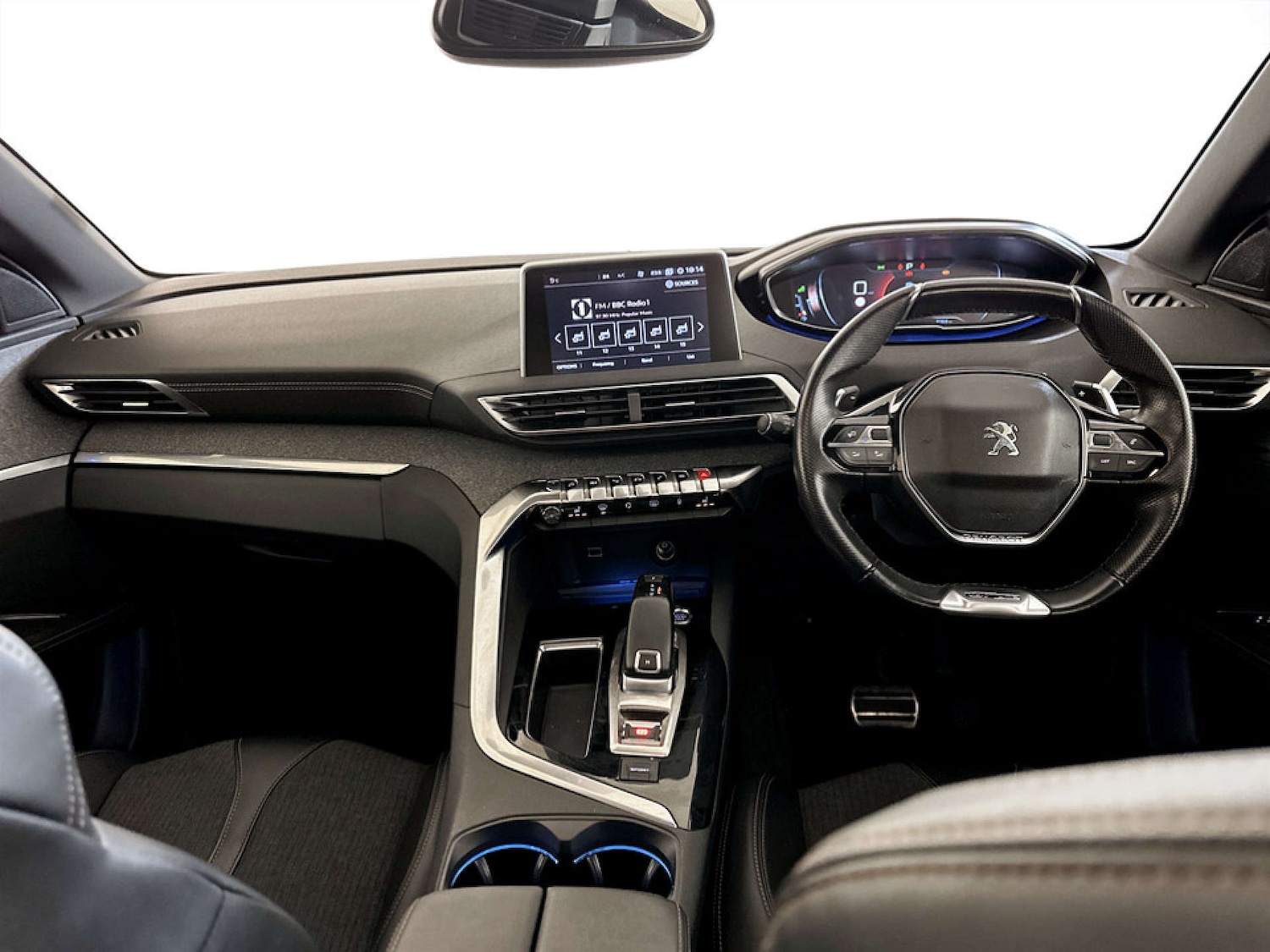 Used Peugeot 3008 2018 for sale - 77590580: Photo 3