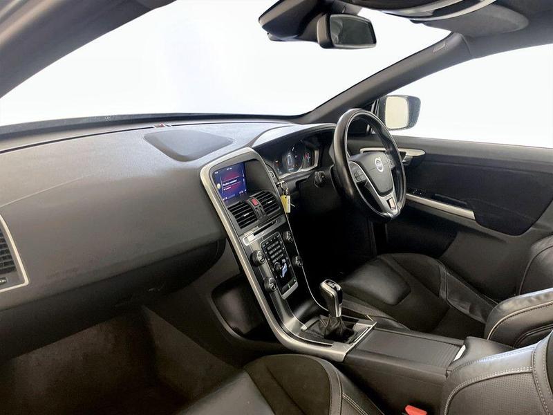 Used Volvo XC60 2017 for sale - 76557457: Photo 12