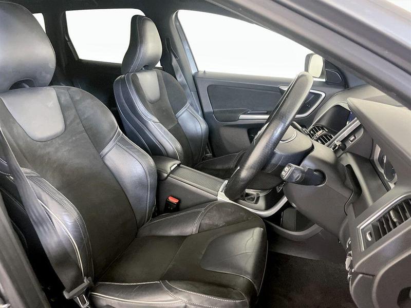 Used Volvo XC60 2017 for sale - 76557457: Photo 13