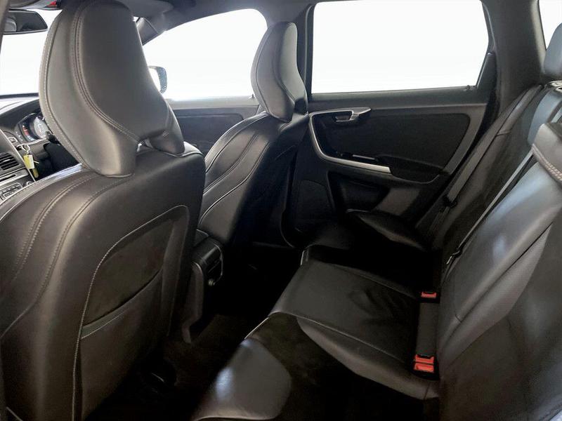 Used Volvo XC60 2017 for sale - 76557457: Photo 14