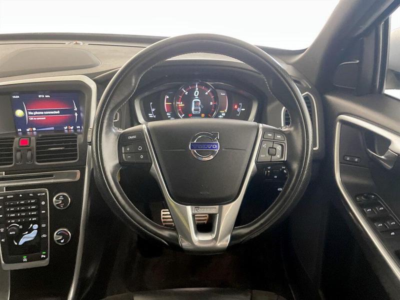 Used Volvo XC60 2017 for sale - 76557457: Photo 16