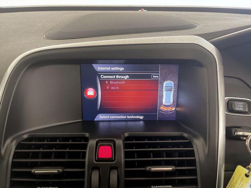 Used Volvo XC60 2017 for sale - 76557457: Photo 20