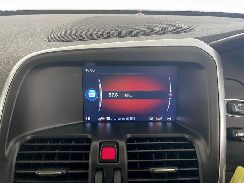 Used Volvo XC60 2017 for sale - 76557457: Photo 25