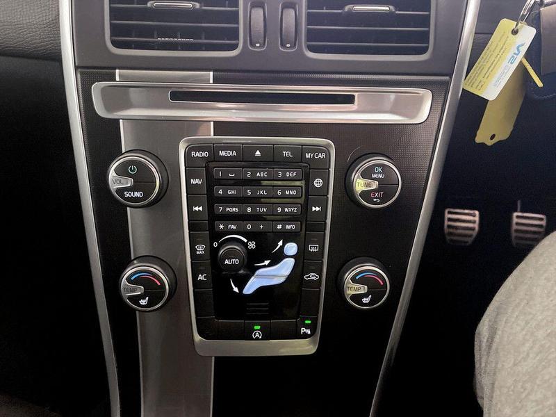 Used Volvo XC60 2017 for sale - 76557457: Photo 26