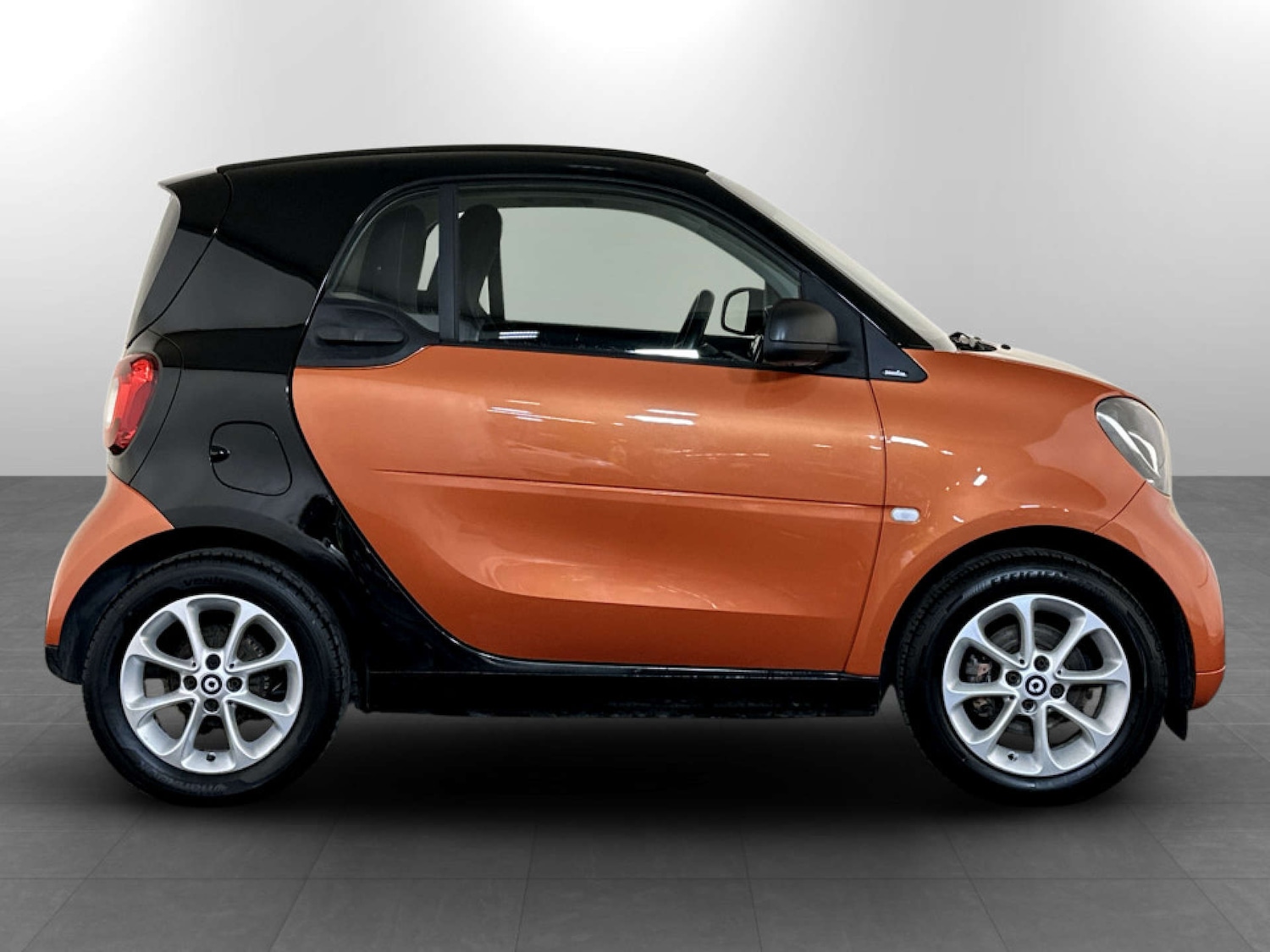 Used smart fortwo 2018 for sale - 77185997: Photo 11