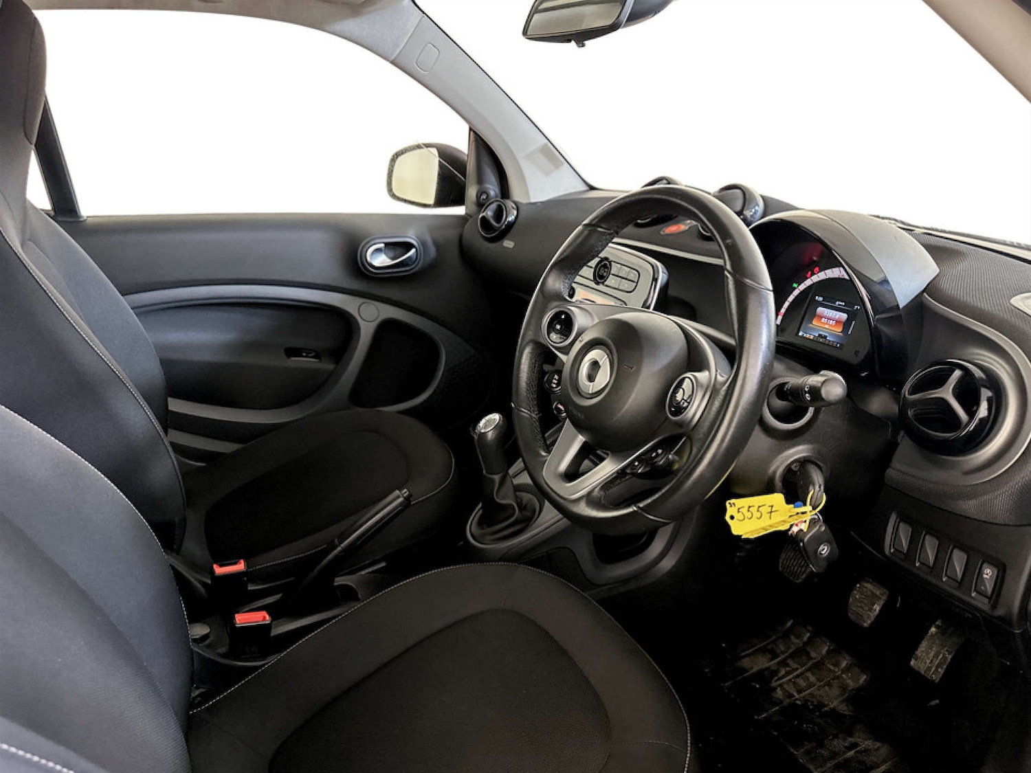 Used smart fortwo 2018 for sale - 77185997: Photo 16