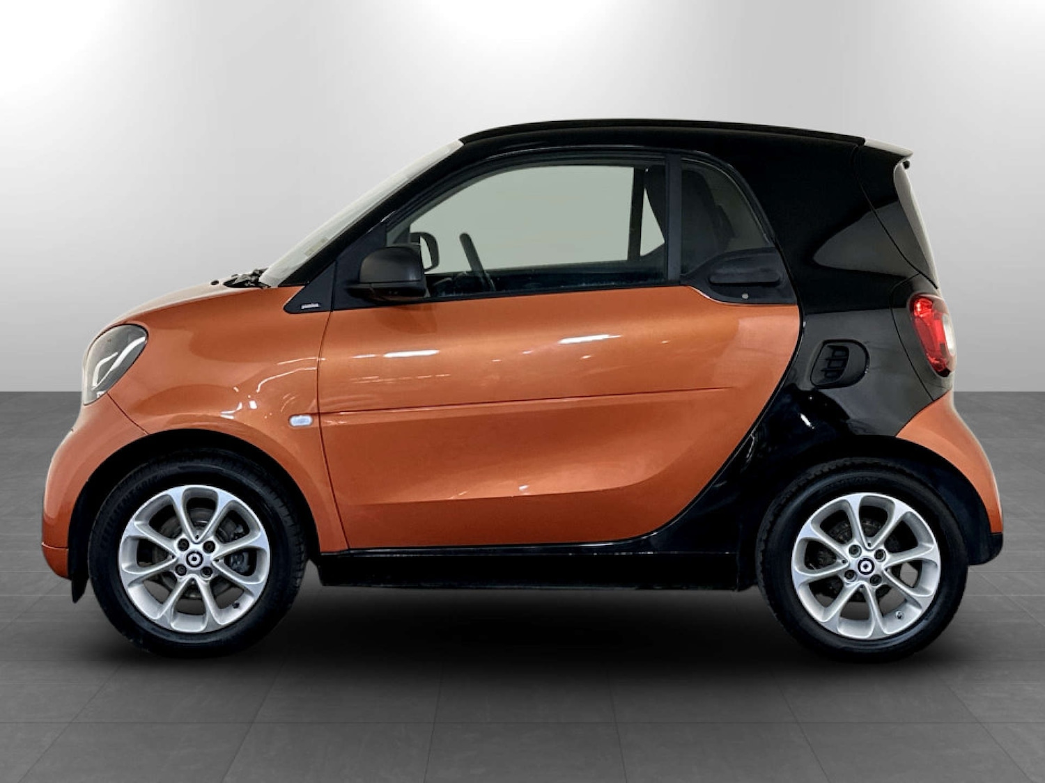 Used smart fortwo 2018 for sale - 77185997: Photo 7
